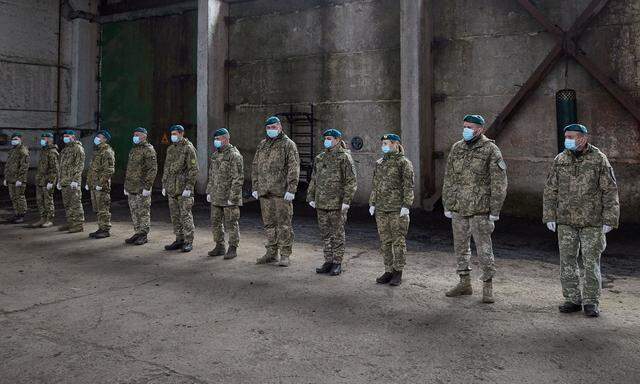 Ukrainische Soldaten in Donbass