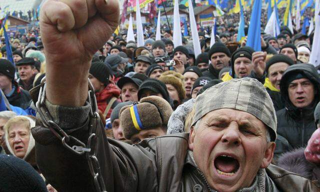 Ein Bild vom Dezember 2013, als sich immer mehr Protest gegen den prorussischen Präsidenten Viktor Janukowitsch auf dem Maidan-Platz in Kiew regte.