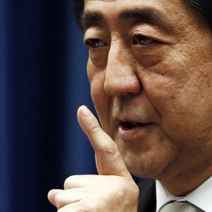 ie Wiederwahl von Shinz¯o Abe als Chef der Regierungspartei bringt Stabilität – für die Analysten ist das ein positives Signal.