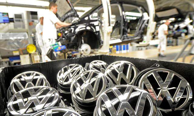 VW will sich neu präsentierten und überarbeitet sein Logo