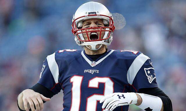  New England Patriots Quarterback Tom Brady