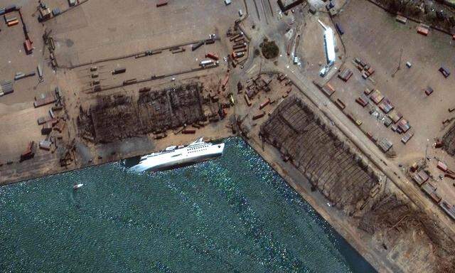 Kreuzfahrtschiff "Orient Queen" nach Explosionen in Beirut gesunken