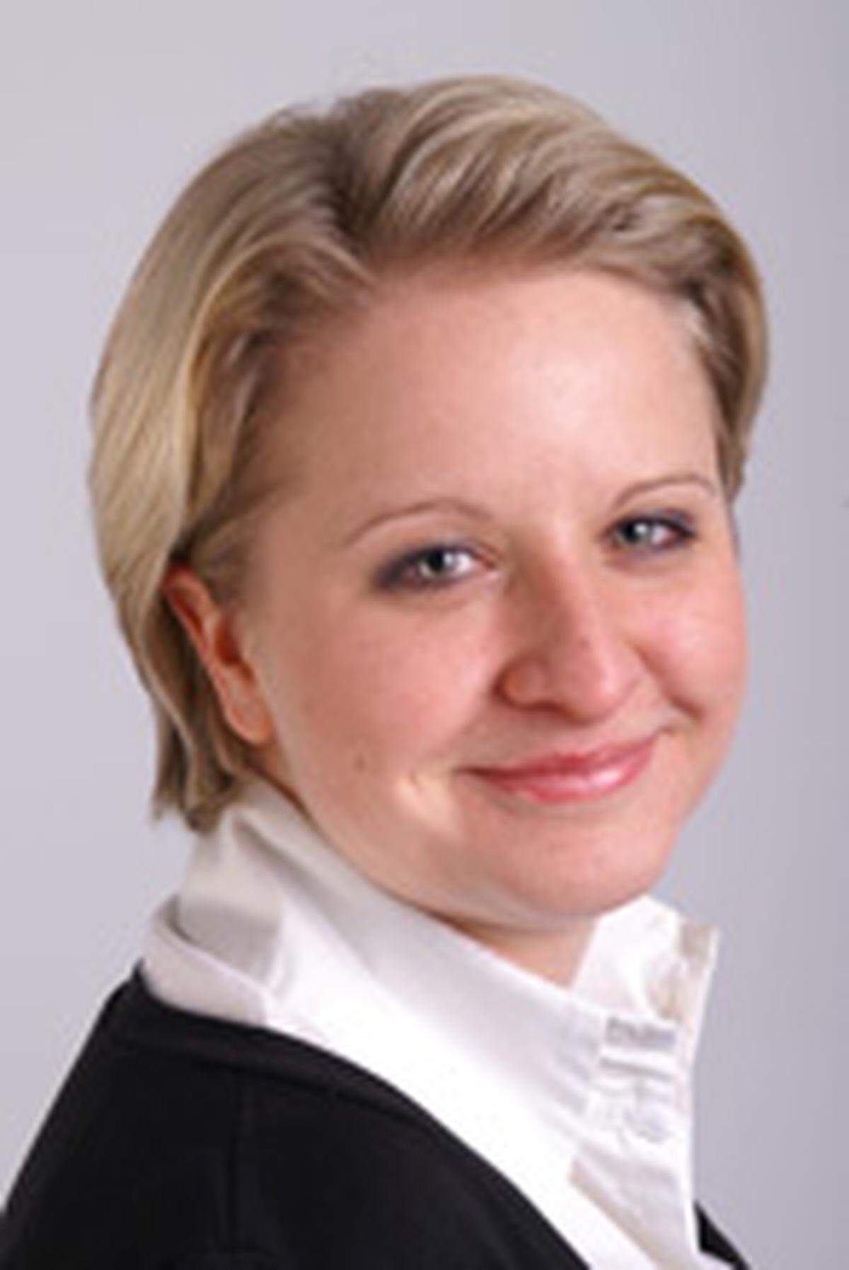Sonja Rigler ist HP Program Manager bei Tech Data. Die 29-Jährige koordiniert und betreut der Marketing-Maßnahmen und schließt eben ihr Betriebswirtschaftsstudium an der WU (Handel und Marketing) ab.