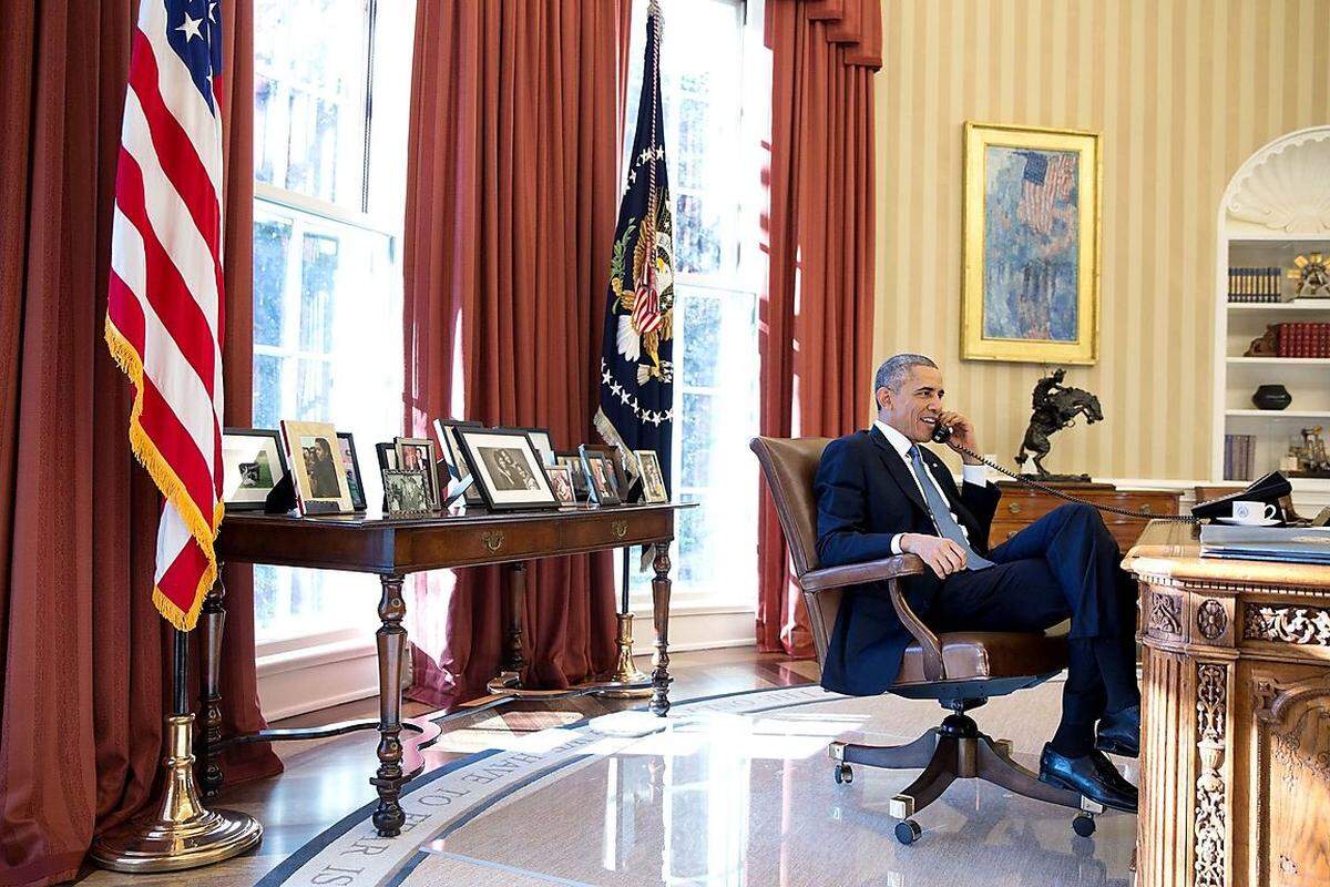 US-Präsident Obama telefoniert mit Rohani. Dies ist der erste direkte Kontakt auf dieser Ebene zwischen beiden Ländern seit 1979.