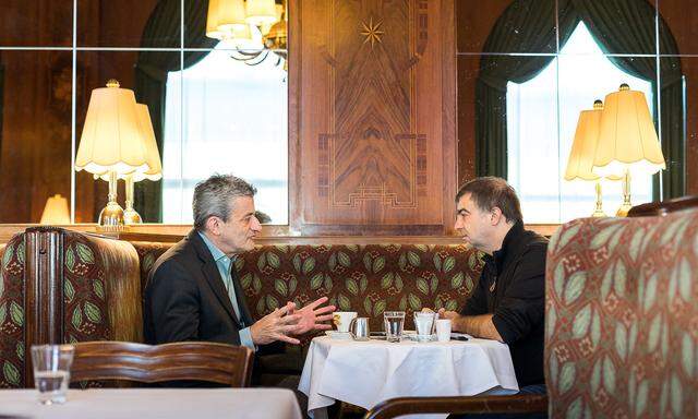 „Das Kopftuchverbot hält vor dem VfGH“, sagt Stefan Hammer (l.) im Gespräch mit „Presse“-Redakteur Erich Kocina.