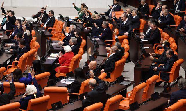 Abstimmung im türkischen Parlament.