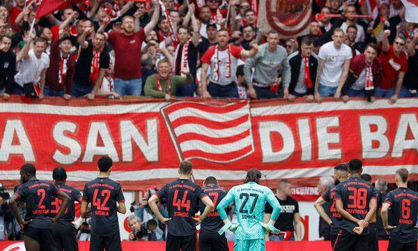 Bundesliga - 1. FSV Mainz 05 v Bayern Munich