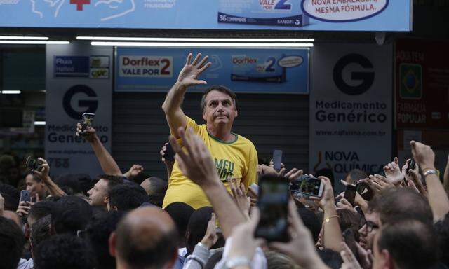 Präsidentschaftskandidat Jair Bolsonaro wurde bei einem Messerangriff schwer verletzt.