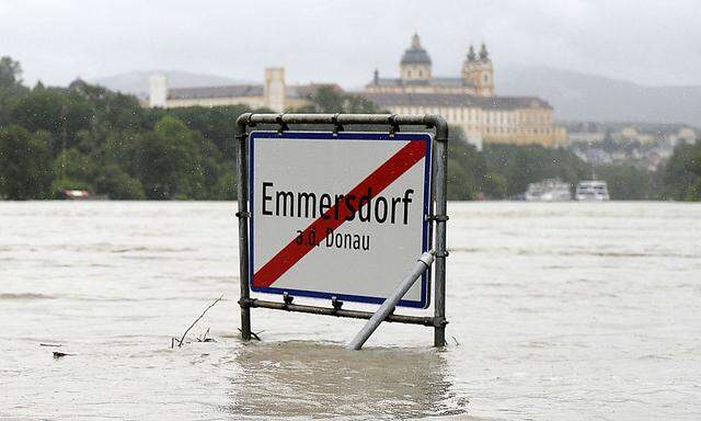 Das Wasser blieb länger und war aufgrund des kurzen Abstands der Niederschlagsspitzen teilweise auch heftiger als 2002.