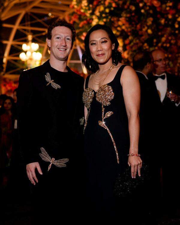 Mark Zuckerberg und Ehefrau Priscilla Chan ließen sich die Vor-Hochzeitsfeierlichkeiten nicht entgehen. 