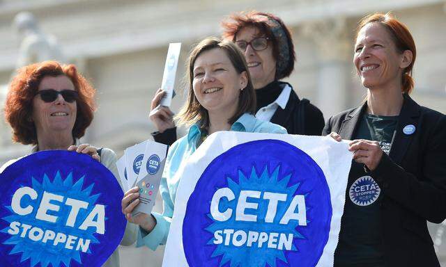 AKTION PLATTFORM TTIP STOPPEN ´CETA - KEINE ENTMACHTUNG DER PARLAMENTE´