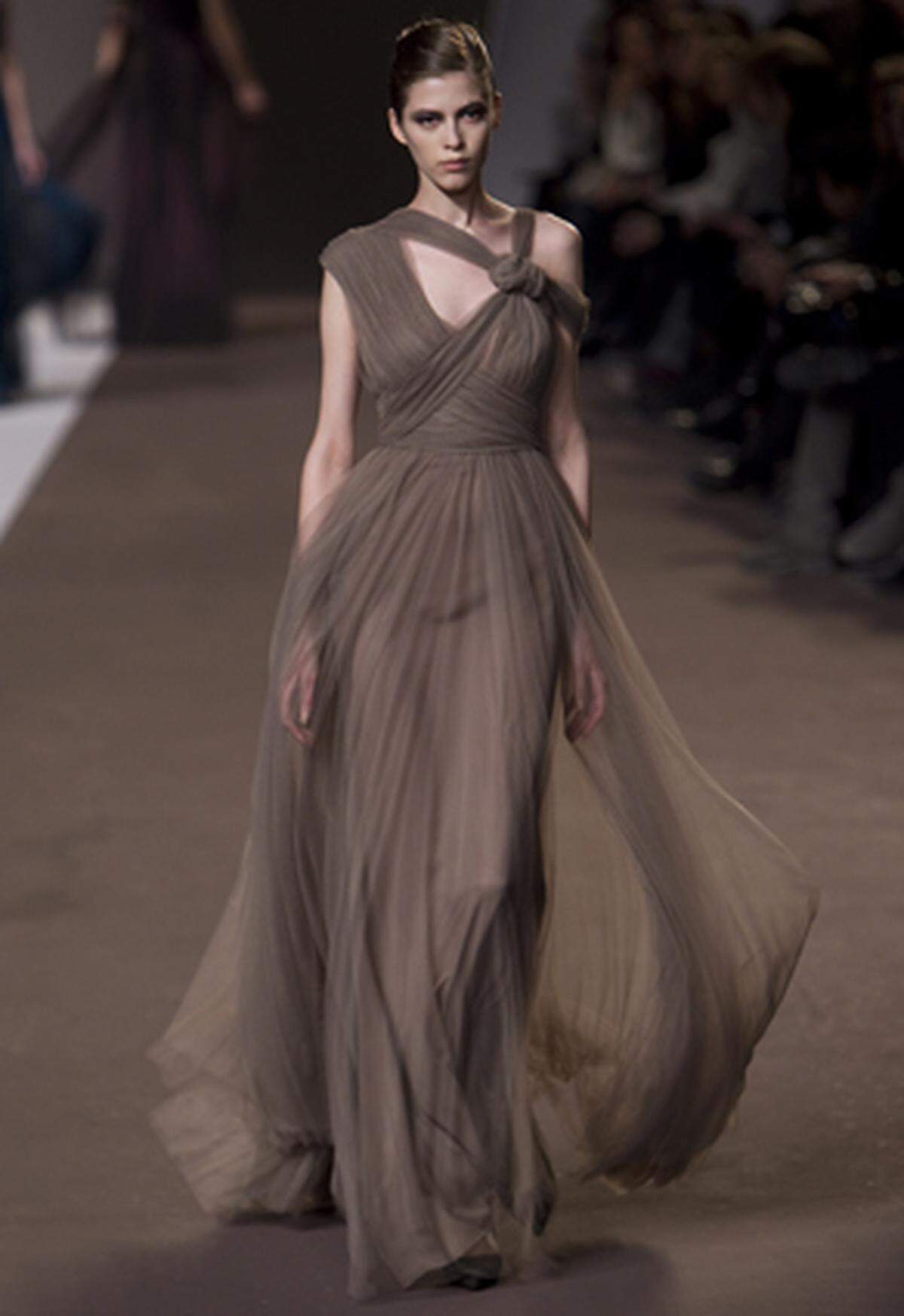 Elie Saab: Paris. HW 10/11