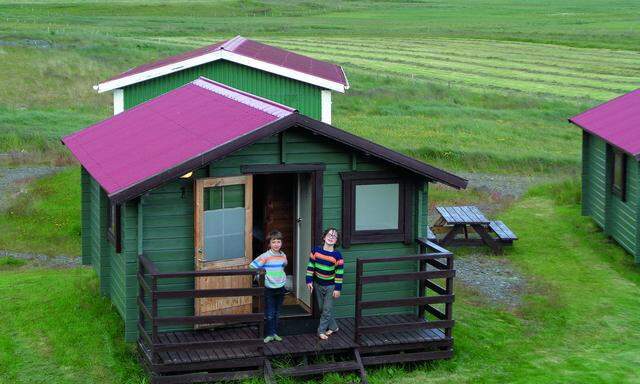 25 Quadratmeter. Idealbild eines Familienurlaubs. Der Bungalow, Islands Tiny House.