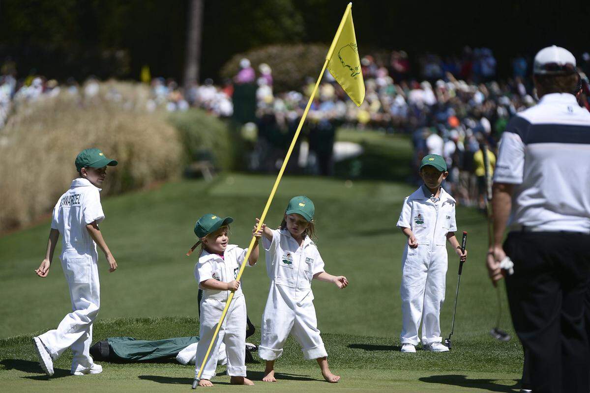 Am Vortag zum Masters-Turnier wird der elitäre Augusta National Golf Club zum Kinderspielplatz. Denn beim Par-3-Bewerb dürfen die Teilnehmer ihre Familien mitbringen.