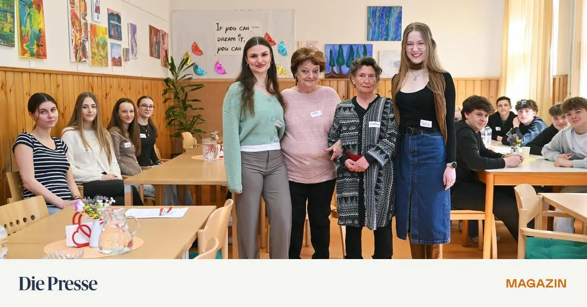 Wenn-Jugendliche-zum-Pubquiz-in-den-Pensionistenklub-kommen-premium-