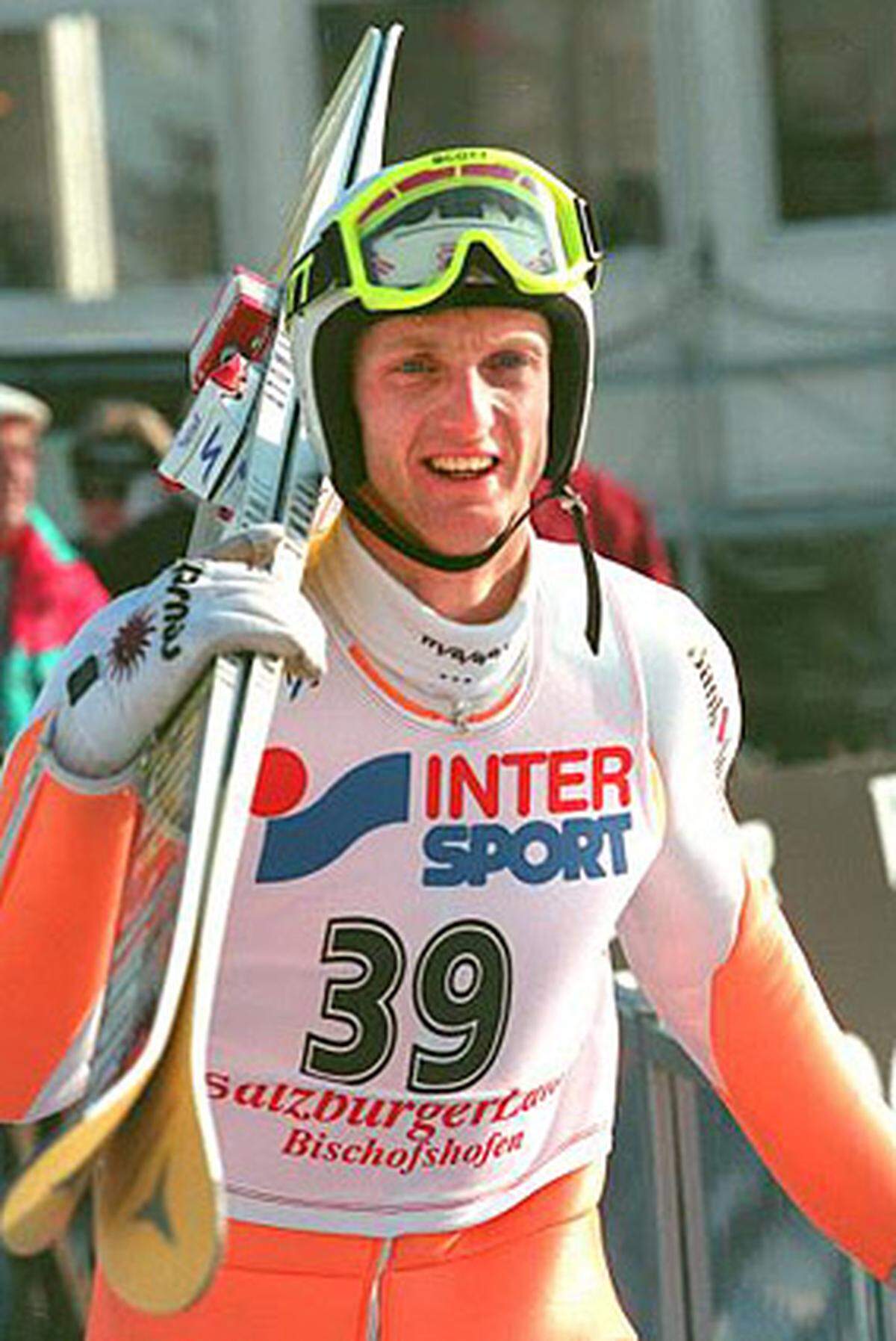 Seine große Stunde schlug bei der WM 1991 in Val di Fiemme: Auf der Normalschanze und mit dem Team eroberte Kuttin jeweils WM-Gold. Dazu kommen zwei Bronzemedaillen: 1989 in Lahti auf der Normalschanze und 1993 in Falun mit dem Team.