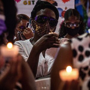 Mahnwache zu Ehren des ermordeten haitianischen Präsidenten Jovenel Moïse im Viertel Little Haiti in Miami, Florida. 