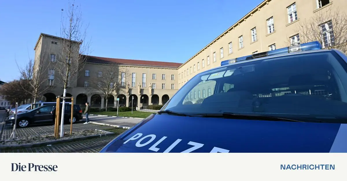 Polizeieinsatz-in-Wiener-Privatschule-wegen-Verdachts-auf-Amoklauf