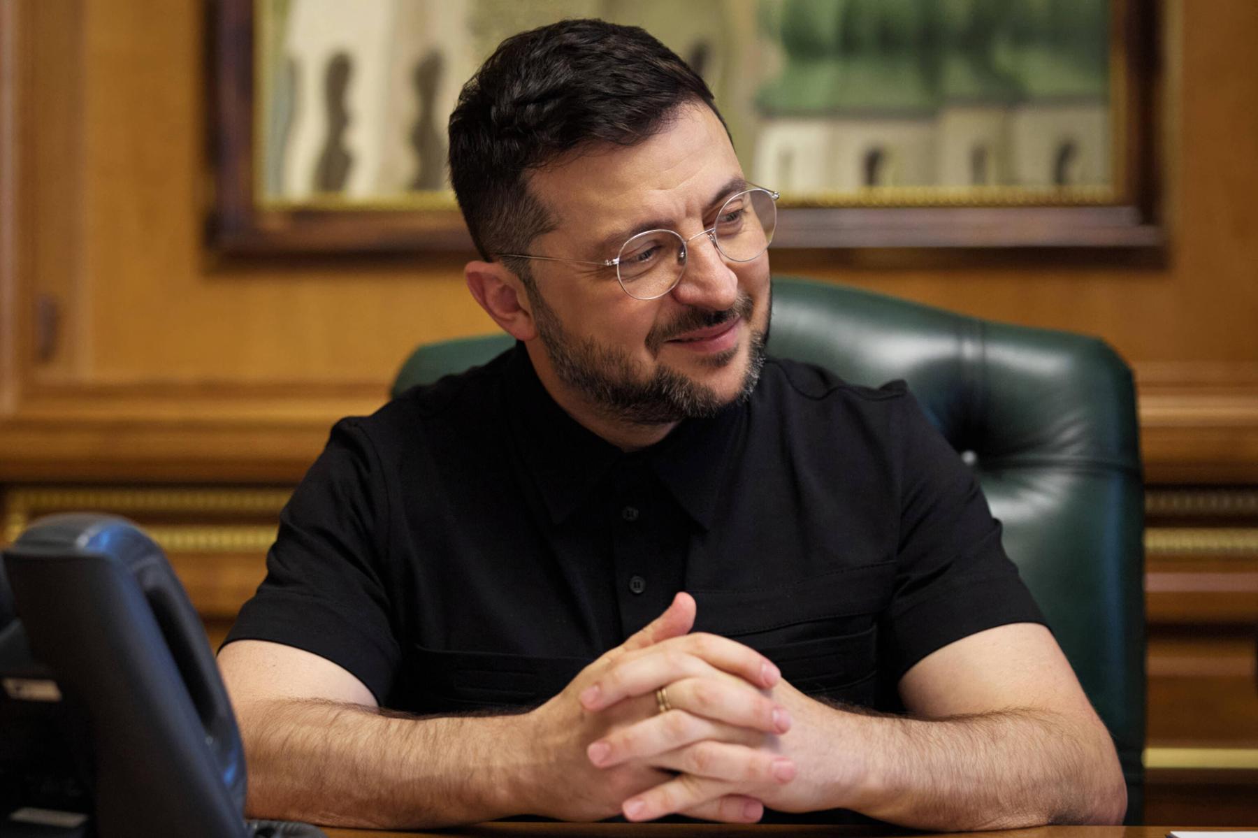 Zelensky Seeks Tomahawks, Kremlin Warns