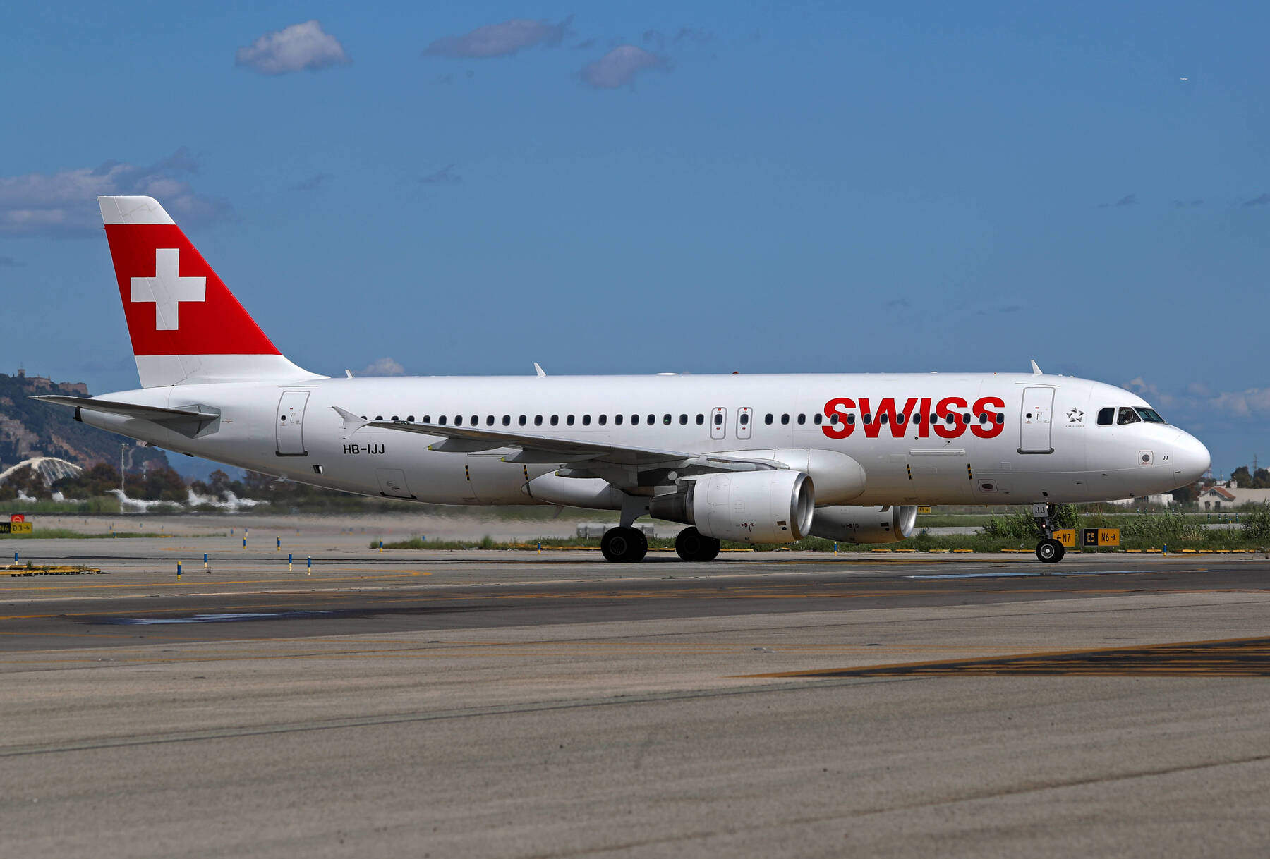 Swiss Flight Lands in Dublin After Power Bank Smokes Onboard