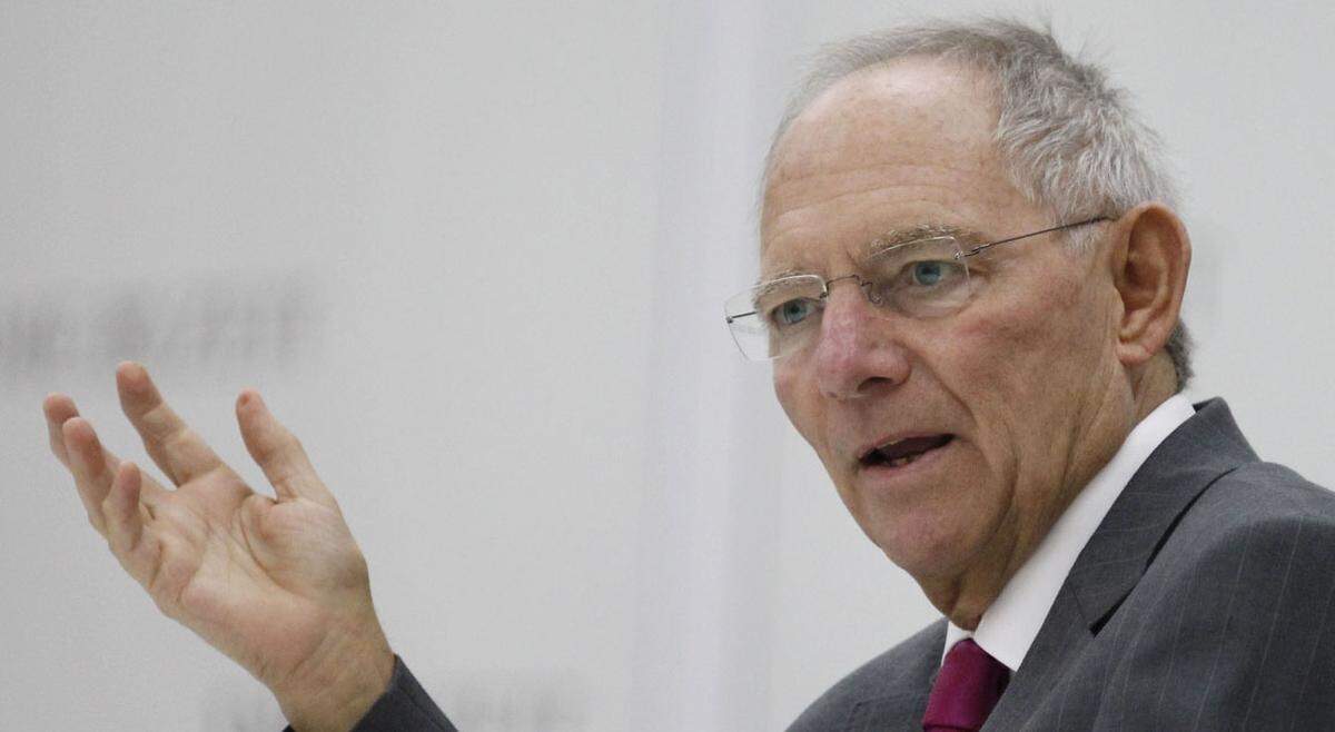 23.11.2010: "Es steht unsere gemeinsame Währung auf dem Spiel." Schäuble appelliert an die Iren, dem Rettungschirm und den damit verbundenen Auflagen zuzustimmen.