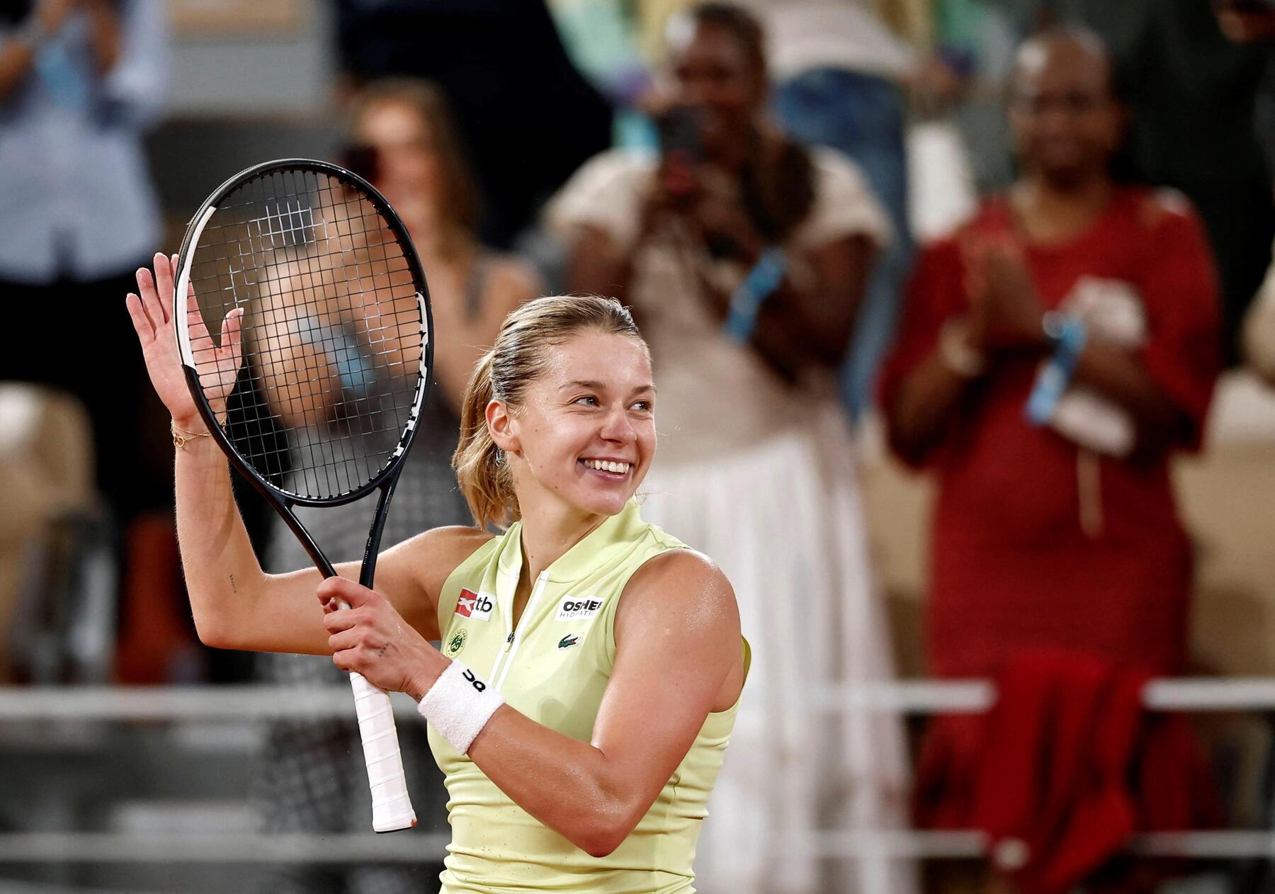 Qualifier Chwalinska makes historic run to Paris final