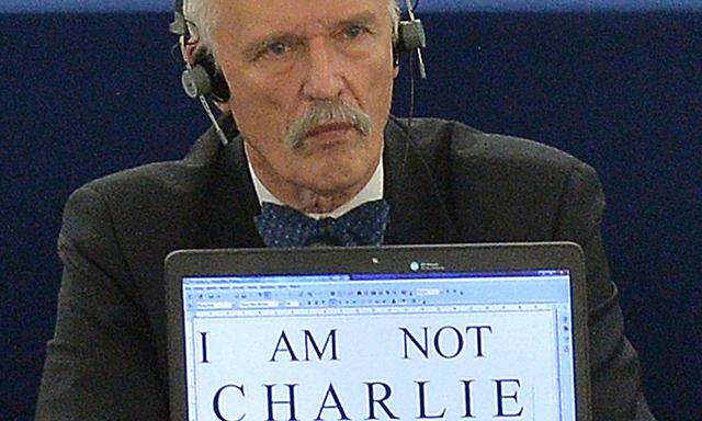Der polnische Abgeordnete Janusz Korwin-Mikke wusste auch nach dem Attentat auf das Pariser Satire-Magazin "Charlie Hebdo" zu provozieren.
