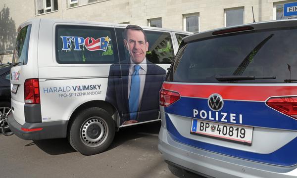 Kampagnen-Fahrzeug der FPÖ