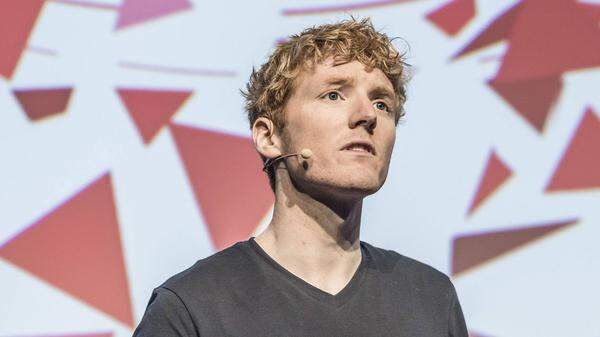 Schon einmal von Stripe gehört? Der Internetbezahldienst machte Patrick Collison noch vor seinem 30. Geburtstag zum Milliardär. Der heute 29-Jährige bringt es laut "Forbes" auf ein Vermögen von einer Milliarde Dollar. Gegründet hat der gebürtige Ire das Unternehmen gemeinsam mit seinem Bruder, ...