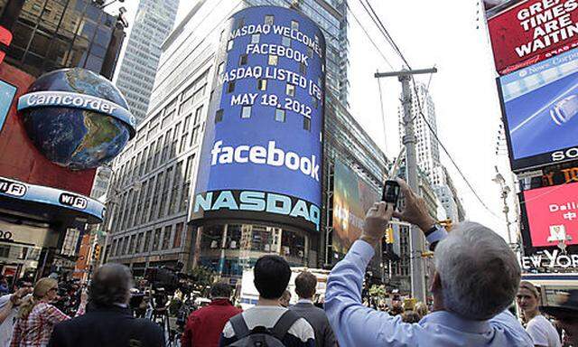 Den Börsenstart von Facebook hatte Unternehmenschef Zuckerberg persönlich eingeläutet