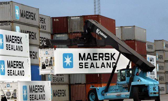 Moeller-Maersk muss deutlichen Gewinneinbruch melden.