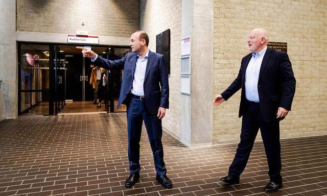 Manfred Weber (links) und Frans Timmermans suchen den Weg an die EU-Spitze.