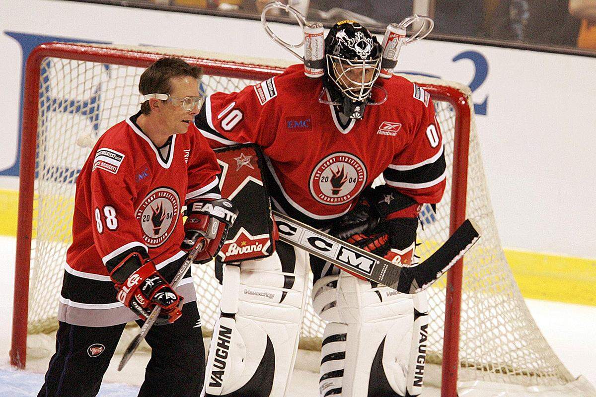 Einmal Kanadier, immer Kanadier: Für einen karitativen Zweck spielte der Eishockey-Fan 2004 bei einem Charity-Match in Boston mit. Notiz am Rande: Neben seiner kanadischen Staatsbürgerschaft hat Fox mittlerweile auch die US-amerikanische angenommen.