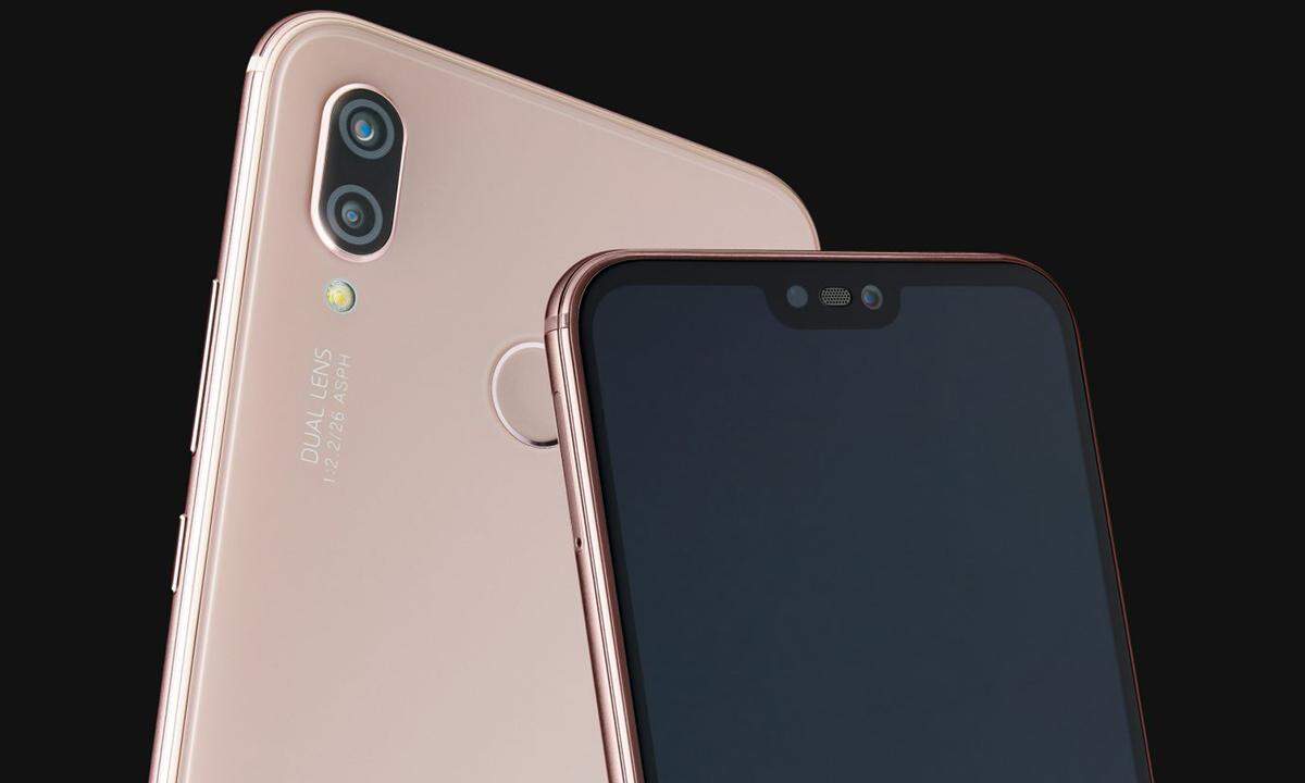 Das Huawei P20 Lite, die abgespeckte Version des aktuellen Topmodells der Chinesen. Das 5,8 Zoll große Smartphone bietet an der Front sowie auf der Rückseite eine 16-MP-Kamera. Ein Huawei-Prozessor sowie vier Gigabyte RAM sorgen für die nötige Geschwindigkeit. Mit 64 GB internem Speicher und einem microSDl-Slot sowie einem Steckplatz für eine zweite SIM-Karte ist das Gerät durchaus für nahezu alle Anwendungsfälle gewappnet. Mit einem Preis von knapp 290 Euro ist es auch deutlich günstiger als der Huawei-Hauptdarsteller, das P20.