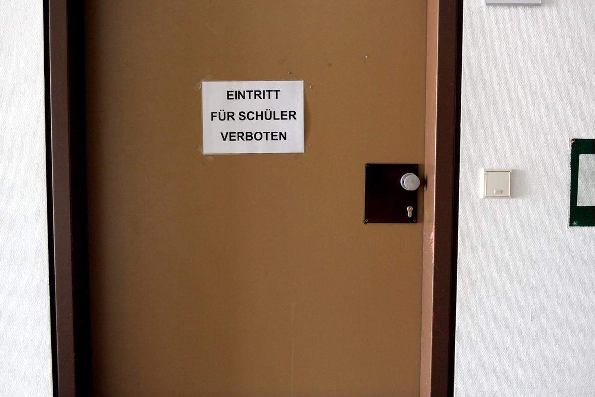 6) Wenn ich heute Nachmittag deinen Lehrer anrufen würde, was würde er mir über dich erzählen?