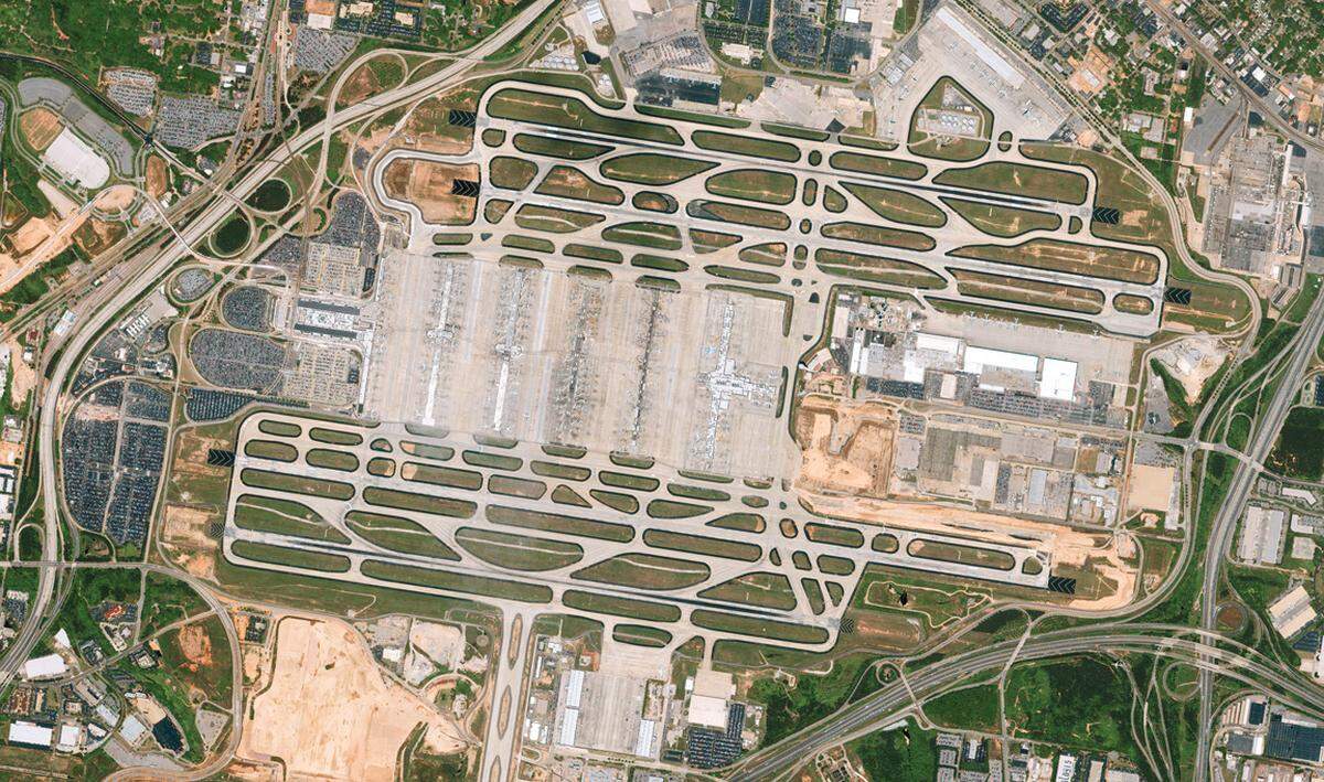 Atlanta/USA: Wichtig als Zwischenstopp für Inlandflüge und als Ausgangsflughafen für internationale Nonstop-Flüge fertigt der Flughafen von Atlanta die weltweit meisten Passagiere ab.