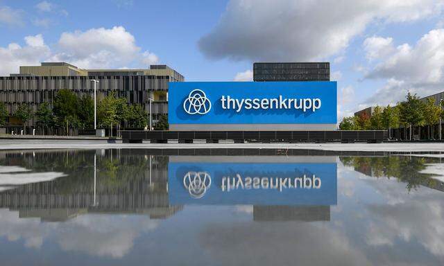 ThyssenKrupp könnte den Stahlhändler KlöCo übernehmen, sagen Insider.