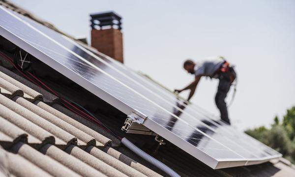 Wer verantwortet künftig Solar- und PV-Anlagen?