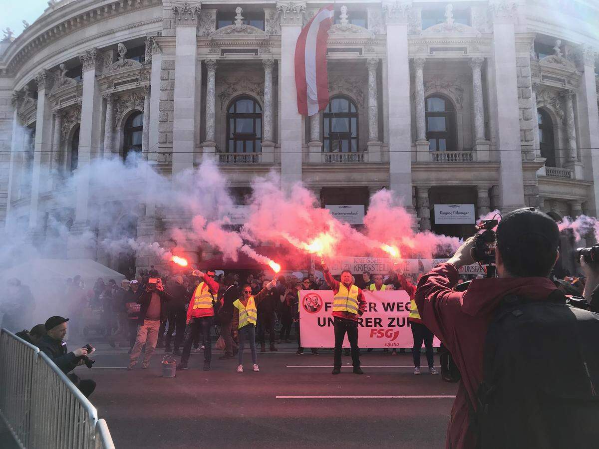 Stets für effektvolle Auftritte zu haben: die Gewerkschaftler.