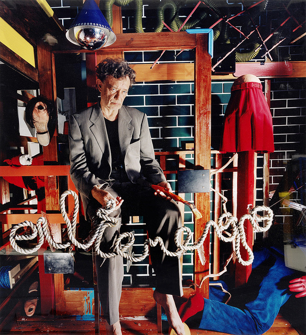 Das Starwesen rund um die Burg setzte früh ein, nämlich im Zuge der Erhebung des "Theaters nächst der Burg" zum "Teutschen Nationaltheater" im Jahr 1776. Die Hofschauspieler standen quasi im direkten Blickfeld des Kaisers und genossen ein entsprechend hohes Ansehen. Und es war mit Kaiser Josef II. auch ein Monarch, der den Auftrag gab, die bedeutendsten seiner "Nationalschauspieler" zu porträtieren.  Gerd Voss (Plakatsujet), 2006 Gregor Zivic (c) Wien Museum