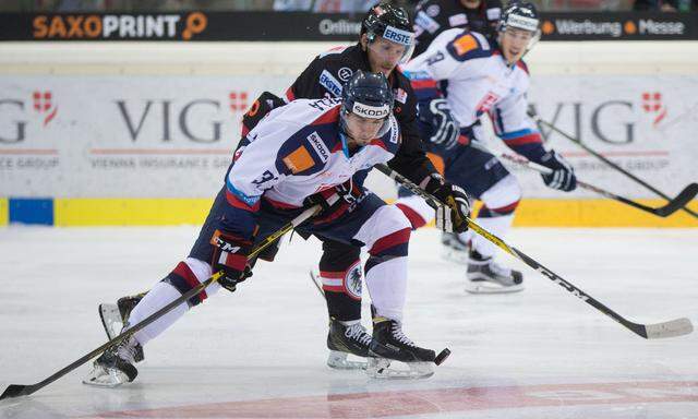 EISHOCKEY LAeNDERSPIEL: OeSTERREICH - SLOWAKEI