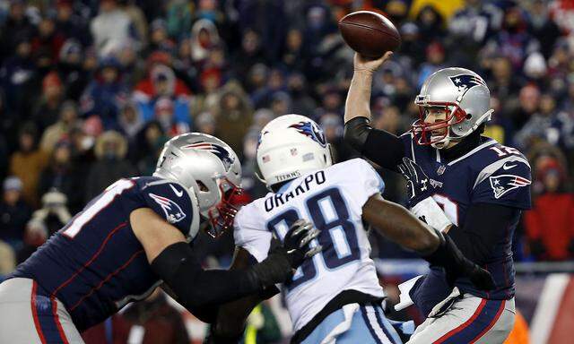 Tom Brady gegen die Tennesse Titans