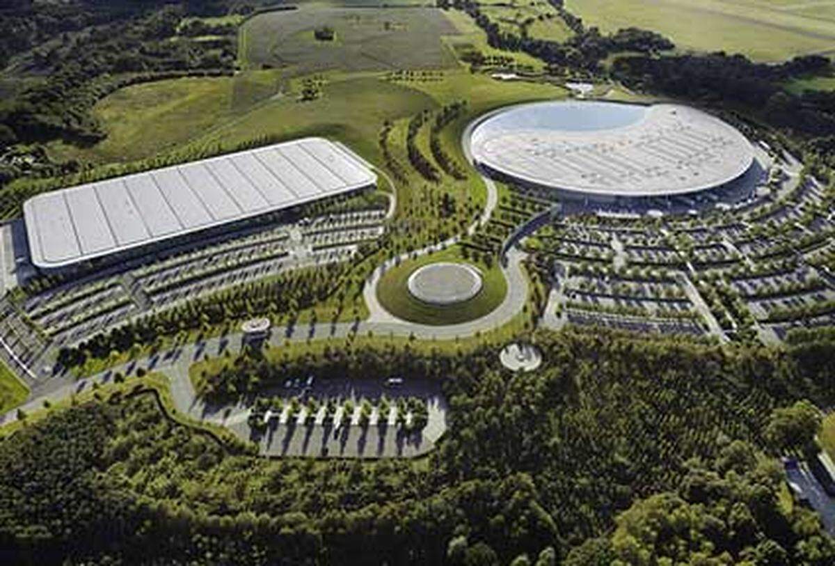 Best Industrial and Logistics Development: McLaren Production Centre, Woking, Großbritannien Planung: Terence O'Rourke Architekten: Foster+Partners