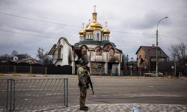 Auch die Kirchen – und vor allem die Priester – rücken ins Visier der russischen Truppen.  