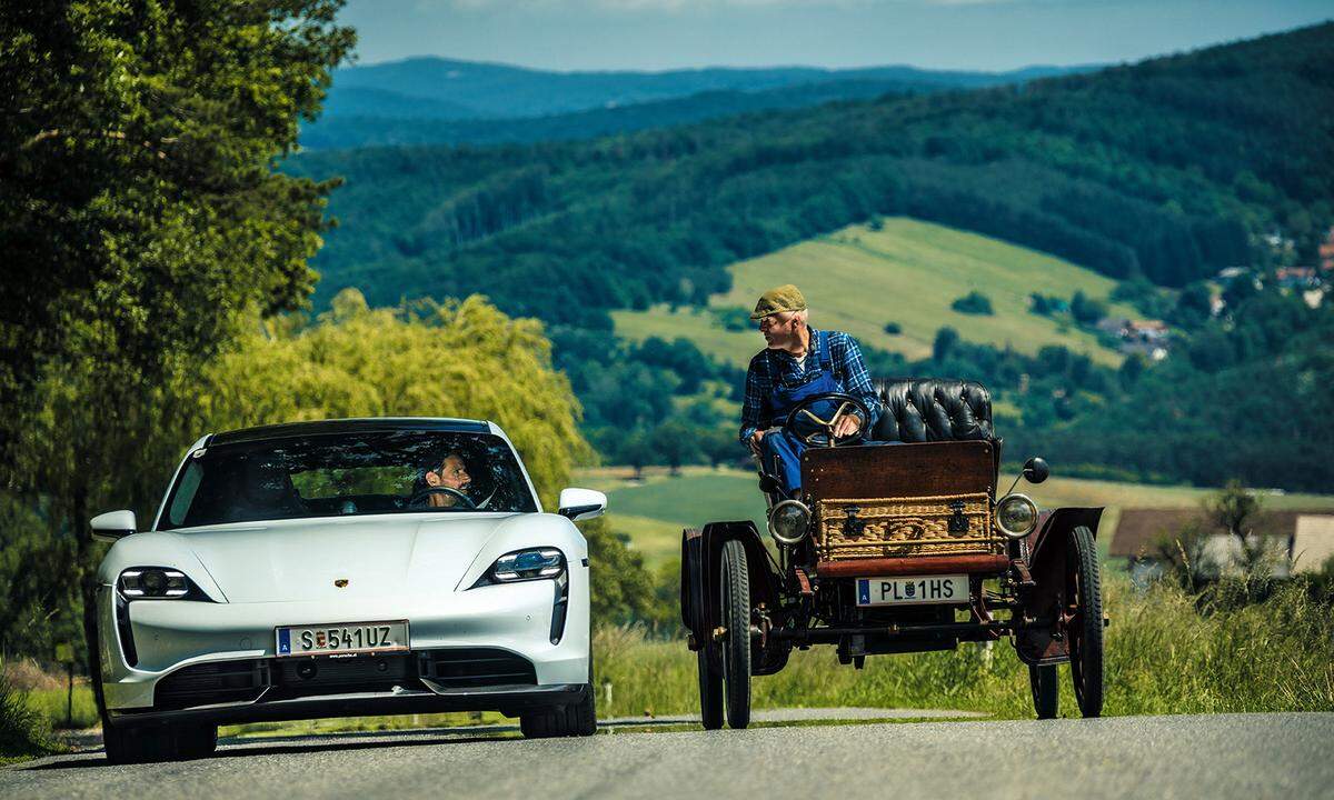 Lust auf ein Heizerl? Christian Bauers Procter führt den Beweis, dass SUVs über 100 Jahre alt sind.