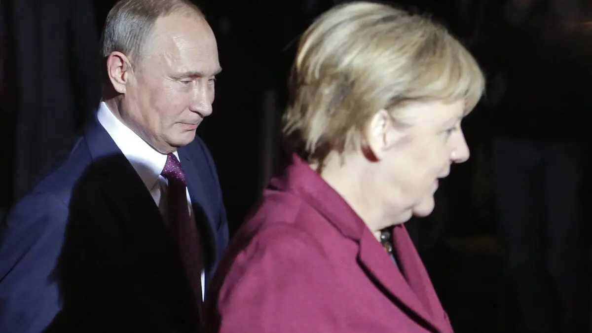 Merkel could lead EU peace talks with Putin