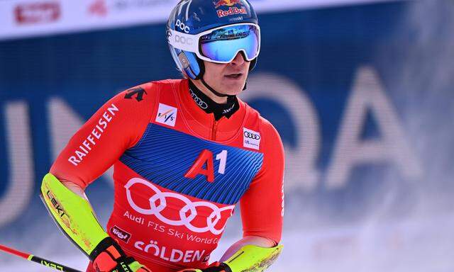 Skifahrer Marco Odermatt darf auf Heimvorteil bei den neu eingeführten FIS Games hoffen.