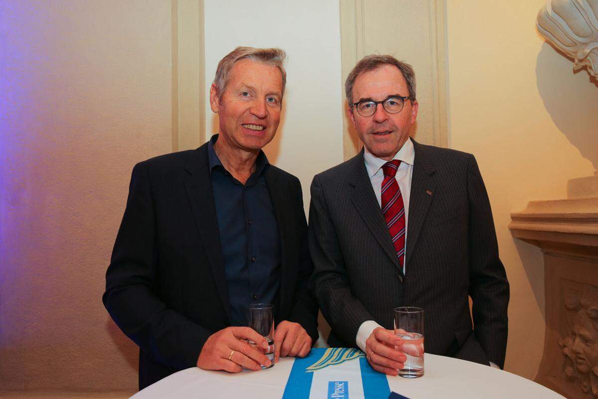 Andreas Heindl von Confiserie Heindl mit Notare-Generalsekretär Christian Sonnweber (re.).