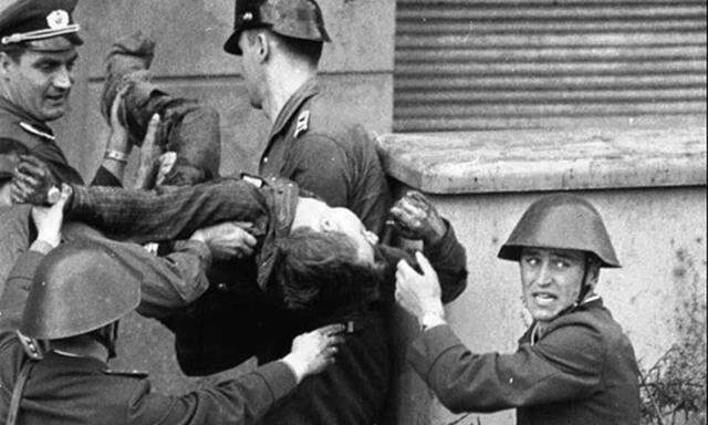 Vor 50 Jahren: Ein DDR-Flüchtling verblutet an der Mauer