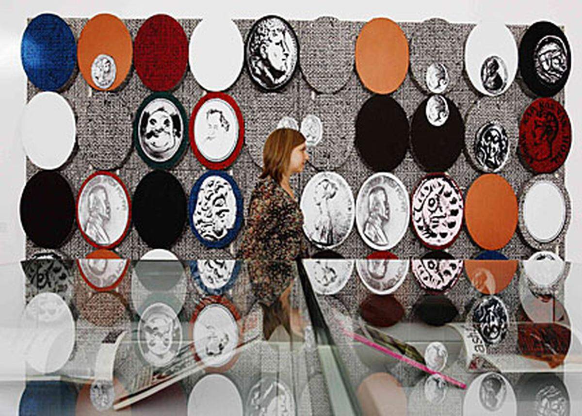 Die Ausstellung "Pop Life: Art In A Material World" ist in der Tate Modern noch bis 17. Januar zu sehen. Mehr Infos finden Sie unter tate.org.uk.  Im Bild: Meyer Vaisman: "The Morgue Slab"